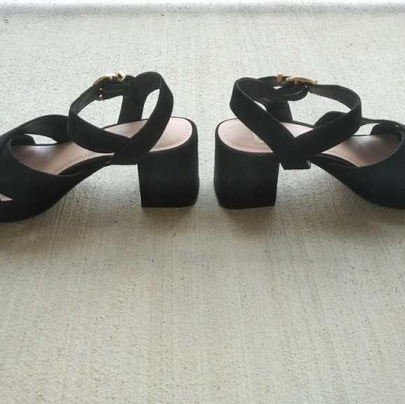 Zara | Shoes | Zara Chunky Sz 37 Platform Sandals | Poshmark